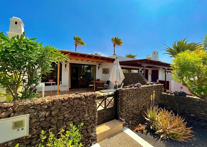 卡萨斯索尔酒店 *